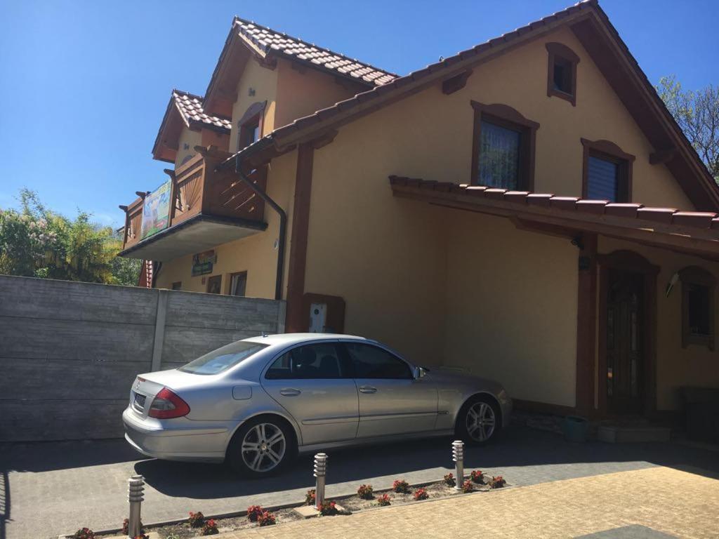 Pokoje Vip Trzęsacz Exteriör bild